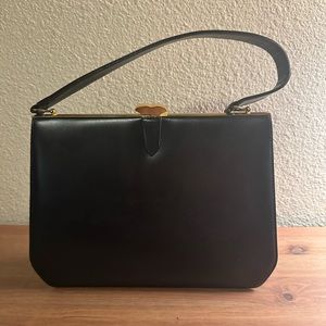 Elegant Vintage 1960’s Canadian Normandie black leather clasp bag